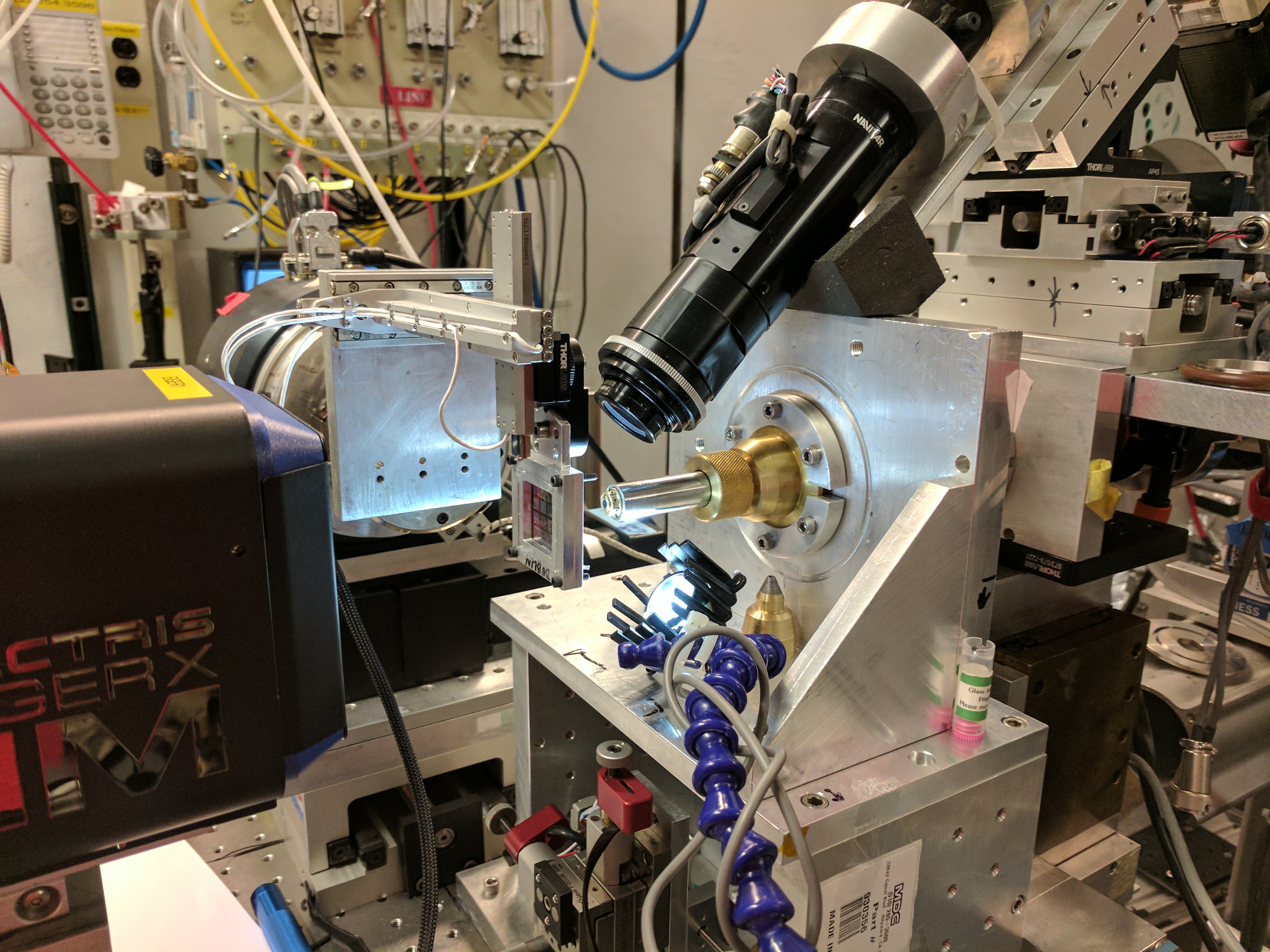 Serial crystallography experiment set up at MacCHESS beamline