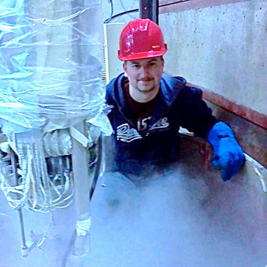 Dan in the cavity