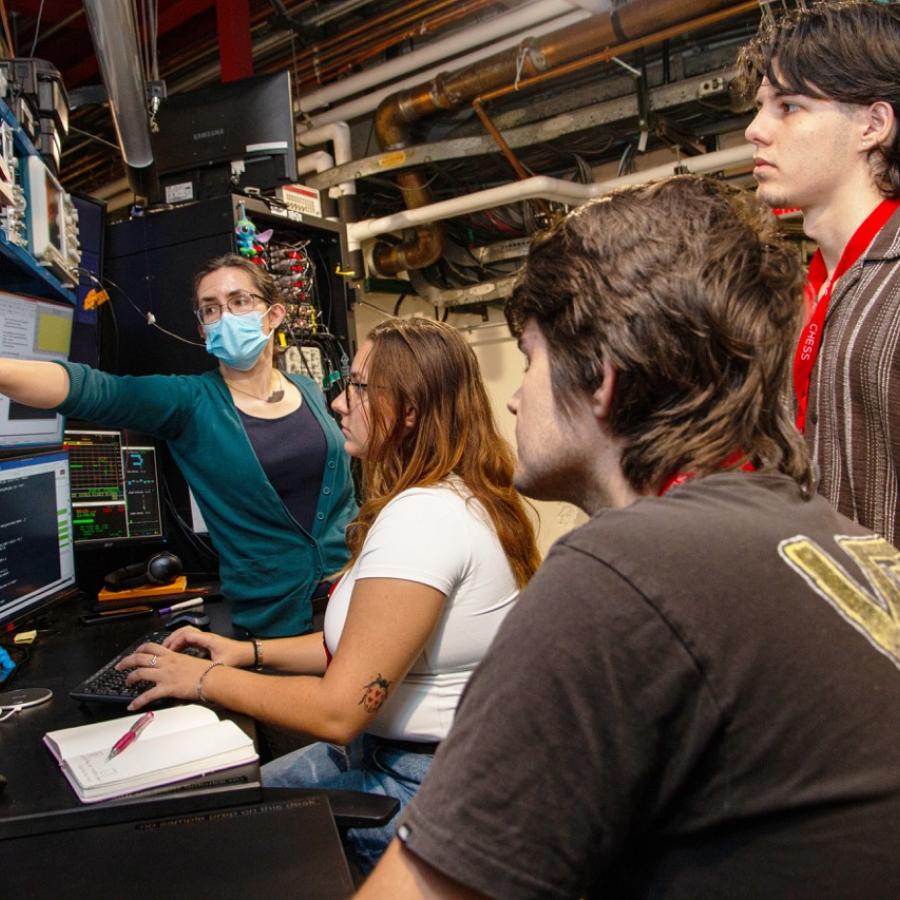 people learning at a CHESS beamline