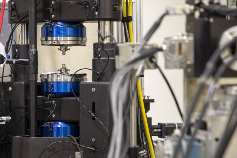 CHESS Beamline Loadframe