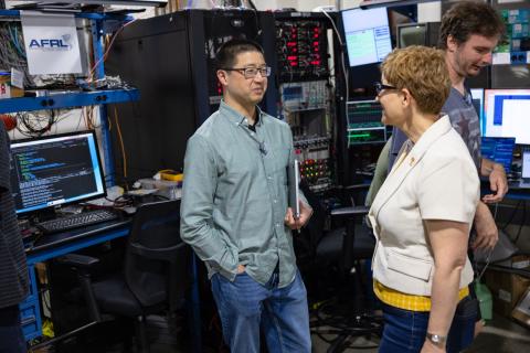 Werner Sun at the CHESS beamline