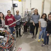 students at CHESS beamline