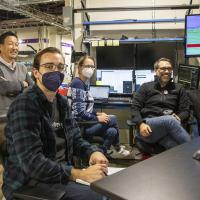 Image of a user group at a CHESS beamline